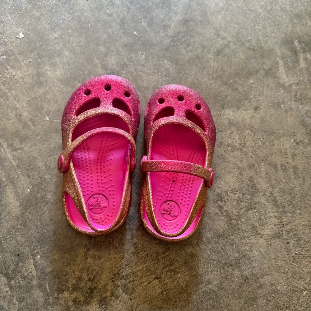 CROCS Kids Glittery Pink Mary Jane Shoe